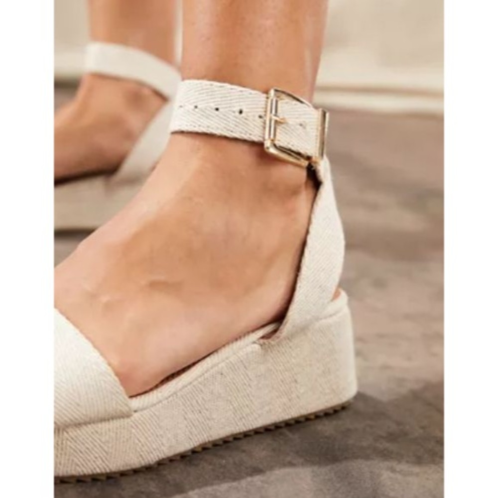 NWT ASOS Design Wide Fit Tati Flatform Sandals in Natural Fabrication US 11/UK 9 - Picture 2 of 4
